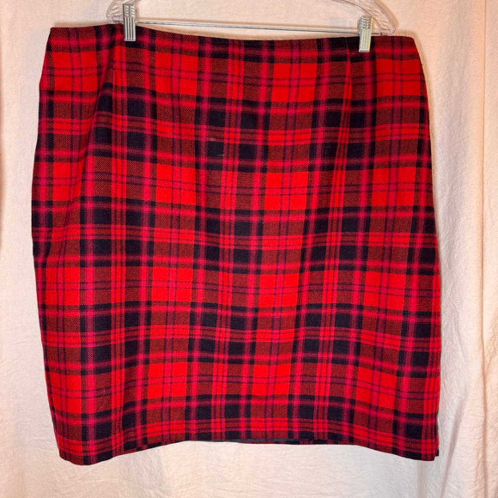 Women's Talbots Red Black Plaid Wool Blend Pencil Skirt 22W